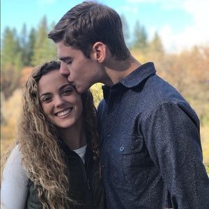 Meet your Posher, Bailey